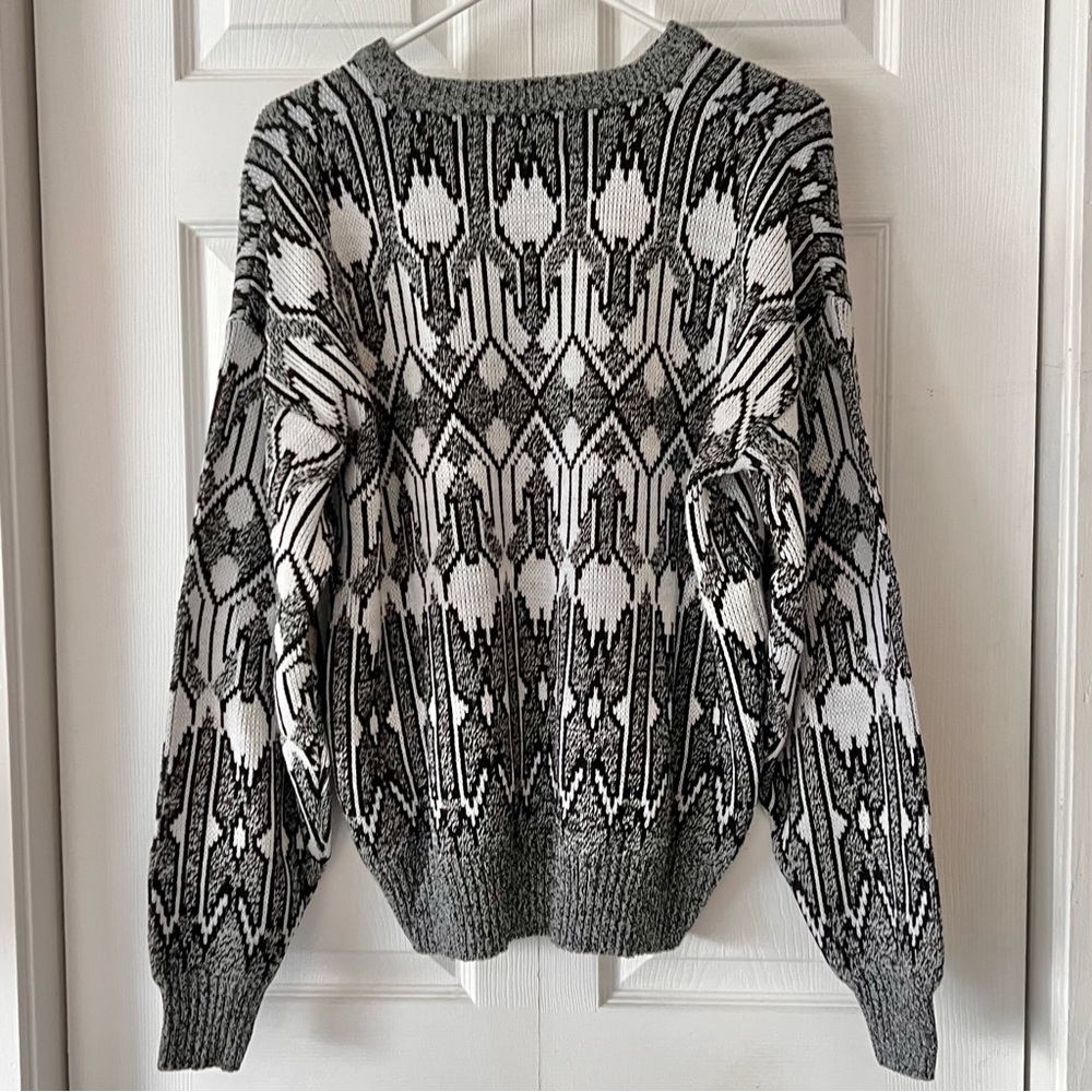 Expressions Vintage Abstract Pattern Sweater - image 3